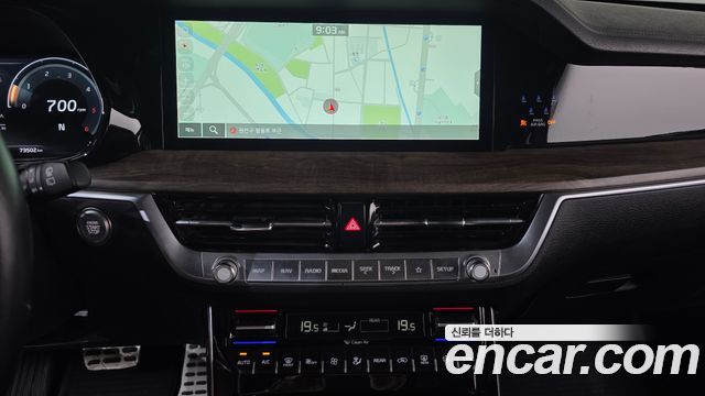 Kia Mohave The Master Diesel 3.0 4WD 7-Seater Platinum 2024 — фото 14