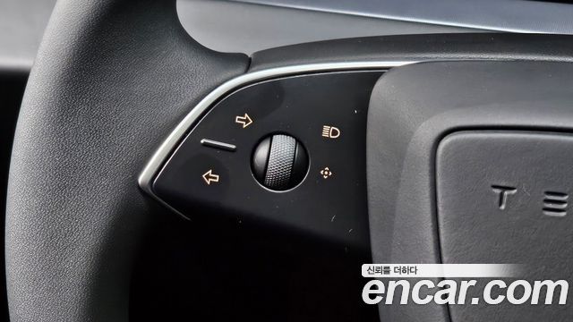 Tesla Model 3 Long Range AWD 2024 — фото 17