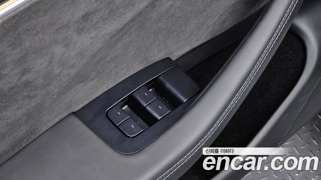 Tesla Model 3 Long Range AWD 2024 — фото 27