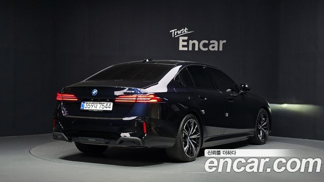 BMW 5 Series (G60) 530e M Sport 2026 — фото 2