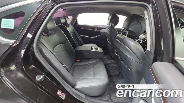 Genesis G80 3.3 GDI AWD Luxury 2018 — фото 18