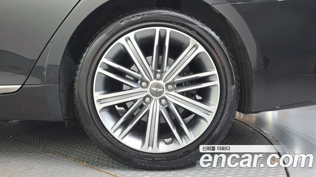 Genesis G80 3.3 GDI AWD Luxury 2018 — фото 21