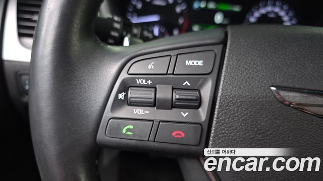 Genesis G80 3.3 GDI AWD Luxury 2018 — фото 28
