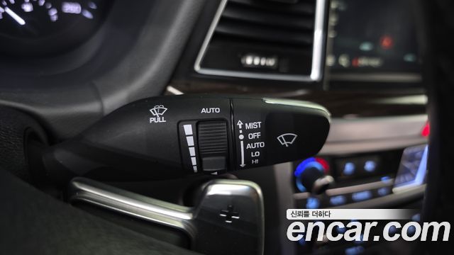 Genesis G80 3.3 GDI AWD Luxury 2018 — фото 29