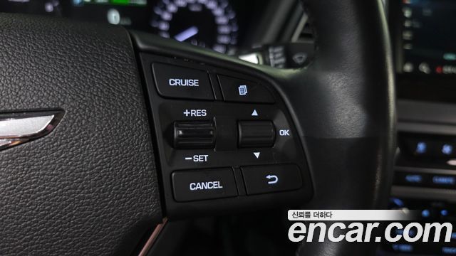 Genesis G80 3.3 GDI AWD Luxury 2018 — фото 31