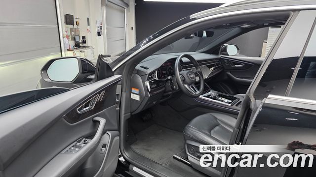 Audi Q8 (4M) 45 TDI Quattro Premium 2023 — фото 10