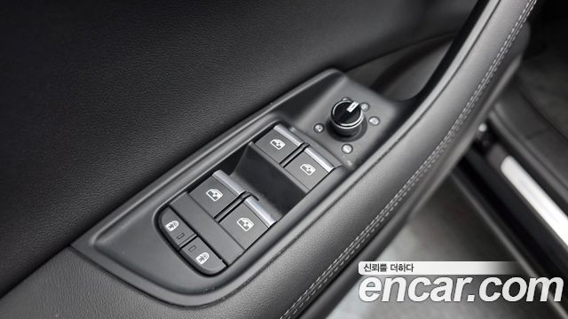 Audi Q8 (4M) 45 TDI Quattro Premium 2023 — фото 16