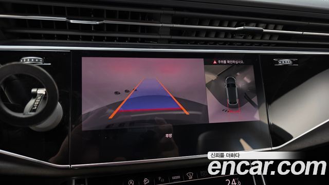 Audi Q8 (4M) 45 TDI Quattro Premium 2023 — фото 18
