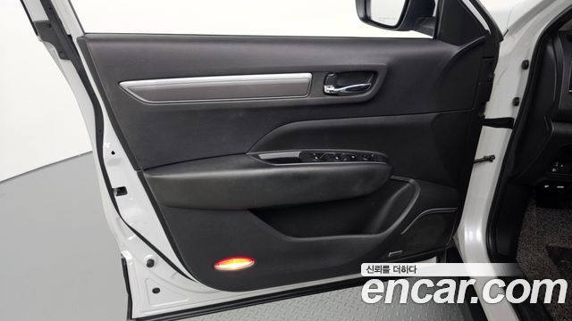 Renault Korea QM6 Diesel 2WD RE Plus 2017 — фото 24