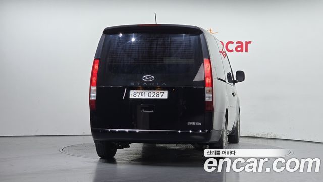 Hyundai Staria L3.5 Cargo 3-Seater Modern 2022 — фото 4