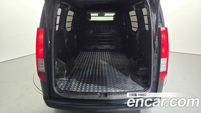 Hyundai Staria L3.5 Cargo 3-Seater Modern 2022 — фото 16