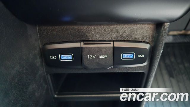 Hyundai Staria L3.5 Cargo 3-Seater Modern 2022 — фото 18
