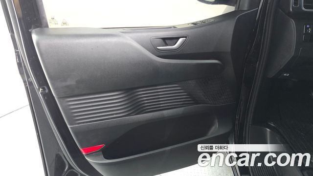 Hyundai Staria L3.5 Cargo 3-Seater Modern 2022 — фото 24
