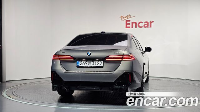 BMW 5 Series (G60) 530i xDrive M Sport 2025 — фото 4