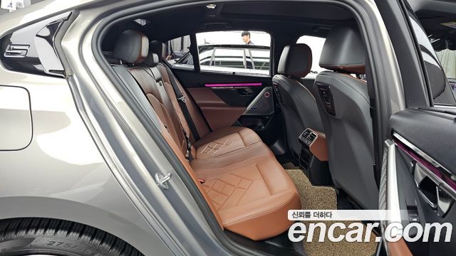 BMW 5 Series (G60) 530i xDrive M Sport 2025 — фото 12