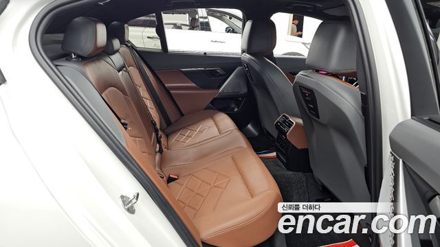 BMW 5 Series (G60) 530i xDrive M Sport 2024 — фото 12