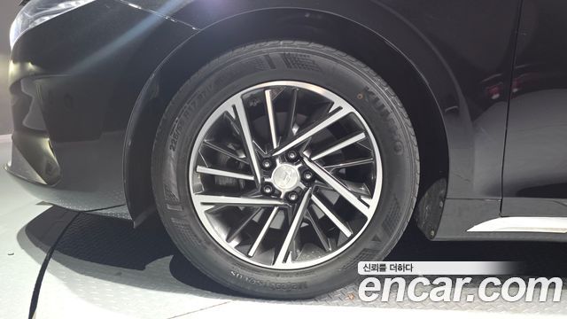 Hyundai Grandeur (IG) 2.5 Premium 2021 — фото 5