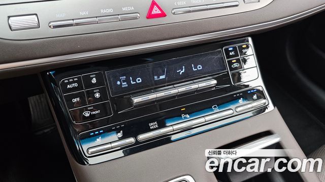 Hyundai Grandeur (IG) 3.3 Premium Choice 2021 — фото 17