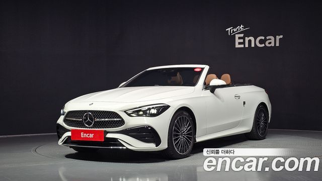 Mercedes-Benz CLE-Class (C236) CLE200 Cabriolet 2024 — фото 1