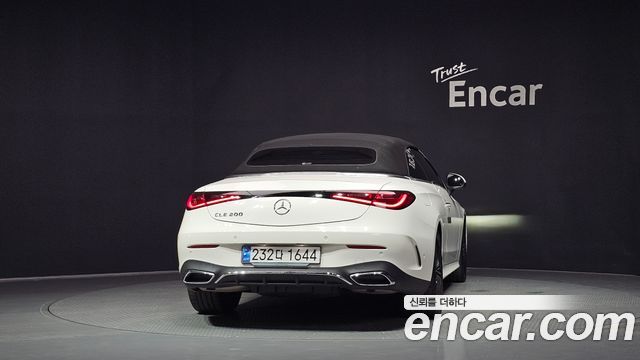 Mercedes-Benz CLE-Class (C236) CLE200 Cabriolet 2024 — фото 4