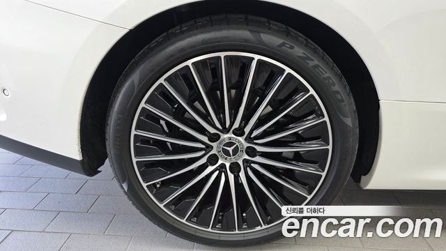 Mercedes-Benz CLE-Class (C236) CLE200 Cabriolet 2024 — фото 5