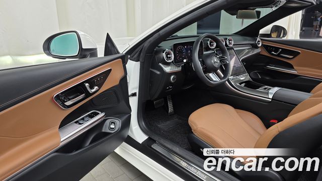 Mercedes-Benz CLE-Class (C236) CLE200 Cabriolet 2024 — фото 10