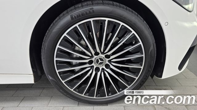 Mercedes-Benz CLE-Class (C236) CLE200 Cabriolet 2024 — фото 21