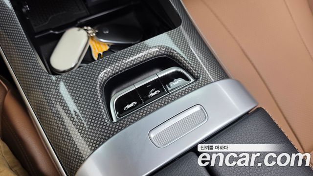 Mercedes-Benz CLE-Class (C236) CLE200 Cabriolet 2024 — фото 30