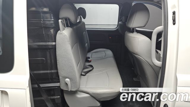 Hyundai Grand Starex Van 5-Seater Smart 2021 — фото 11