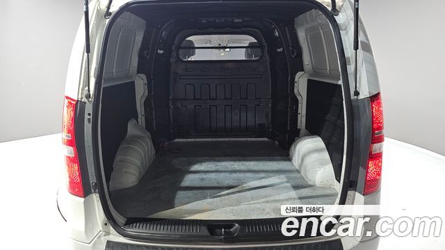 Hyundai Grand Starex Van 5-Seater Smart 2021 — фото 20