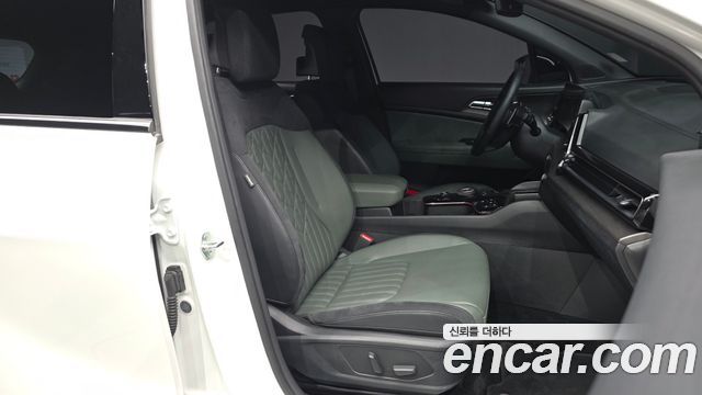 Kia Sportage Hybrid (V) 30Th Edition 2WD 2024 — фото 11