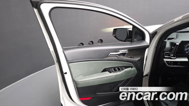 Kia Sportage Hybrid (V) 30Th Edition 2WD 2024 — фото 24
