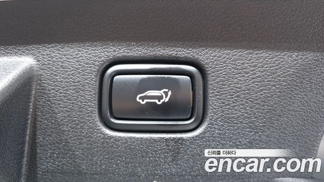Kia Sportage Hybrid (V) 30Th Edition 2WD 2024 — фото 27