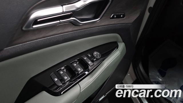 Kia Sportage Hybrid (V) 30Th Edition 2WD 2024 — фото 37