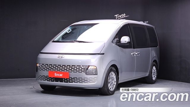 Hyundai Staria 4WD Tourer 11-Seater Modern 2022 — фото 1