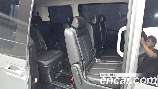 Hyundai Staria 4WD Tourer 11-Seater Modern 2022 — фото 11