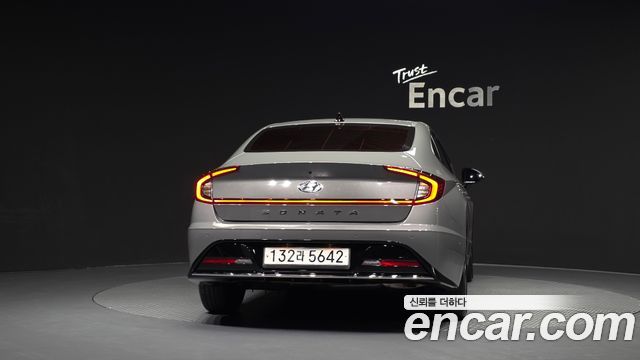 Hyundai Sonata (DN8) 2.0 Premium Plus 2022 — фото 4