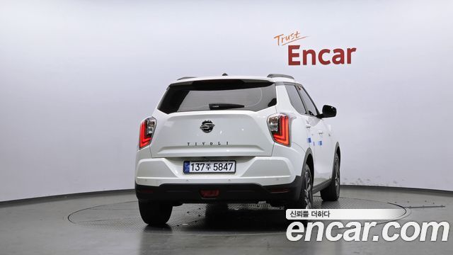 KG Mobility (SsangYong) Very New Tivoli Gasoline 1.5 2WD V3 2022 — фото 4