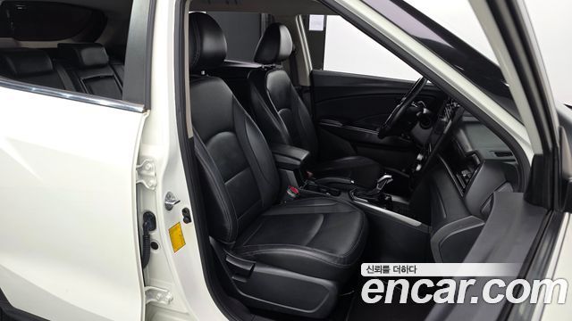 KG Mobility (SsangYong) Very New Tivoli Gasoline 1.5 2WD V3 2022 — фото 11