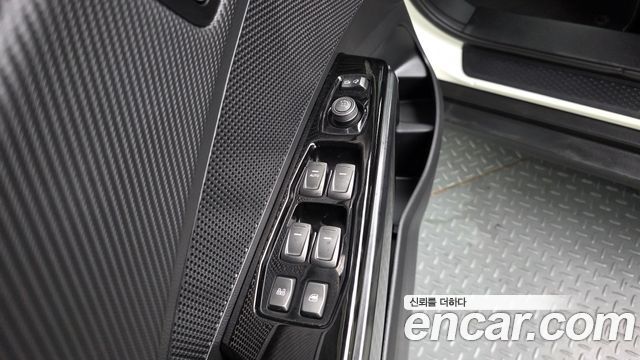 KG Mobility (SsangYong) Very New Tivoli Gasoline 1.5 2WD V3 2022 — фото 18