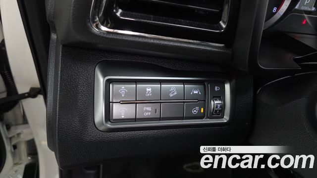 KG Mobility (SsangYong) Very New Tivoli Gasoline 1.5 2WD V3 2022 — фото 29