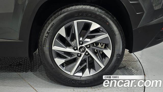 Hyundai Tucson Hybrid (NX4) Inspiration 2WD 2023 — фото 27