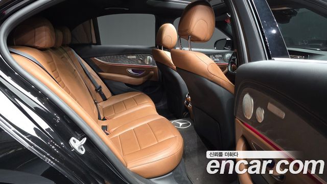 Mercedes-Benz E-Class (W213) E350 4MATIC AMG Line 2021 — фото 12