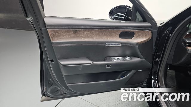 Genesis G90 (RS4) Gasoline 3.5 Turbo AWD 2022 — фото 24