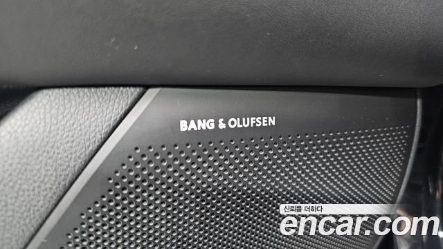 Genesis G90 (RS4) Gasoline 3.5 Turbo AWD 2022 — фото 30