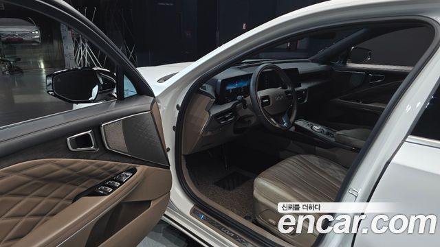 Kia K8 2.5 Gasoline 2WD Signature 2022 — фото 10