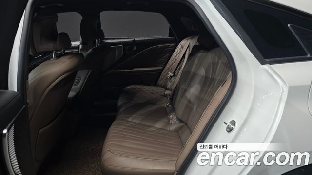 Kia K8 2.5 Gasoline 2WD Signature 2022 — фото 12