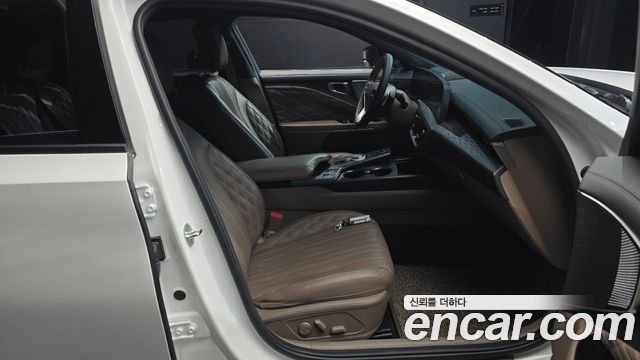 Kia K8 2.5 Gasoline 2WD Signature 2022 — фото 26