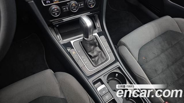 Volkswagen Golf (VII) 2.0 TDI 2015 — фото 9