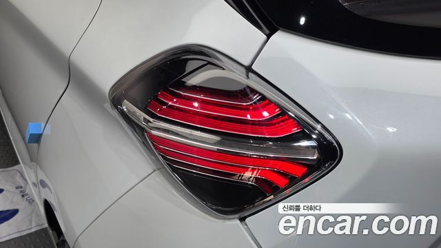 Renault Korea Zoe Intens Eco 2021 — фото 29